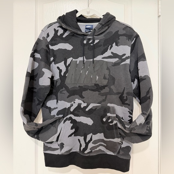 Nike Other - Nike Gray Black Camo Pullover Hoodie Men’s Size M